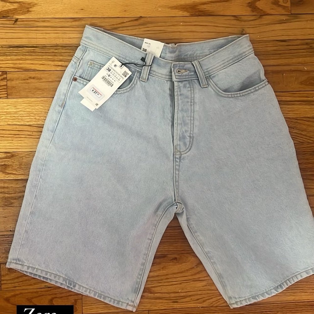 Zara Women's Light Blue Denim Bermudas